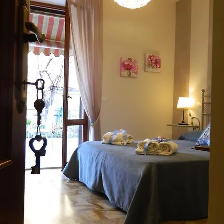 Casa Mac & Rose 4*