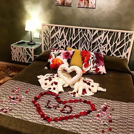 Casa Mac & Rose Nocleg ze śniadaniem 4*